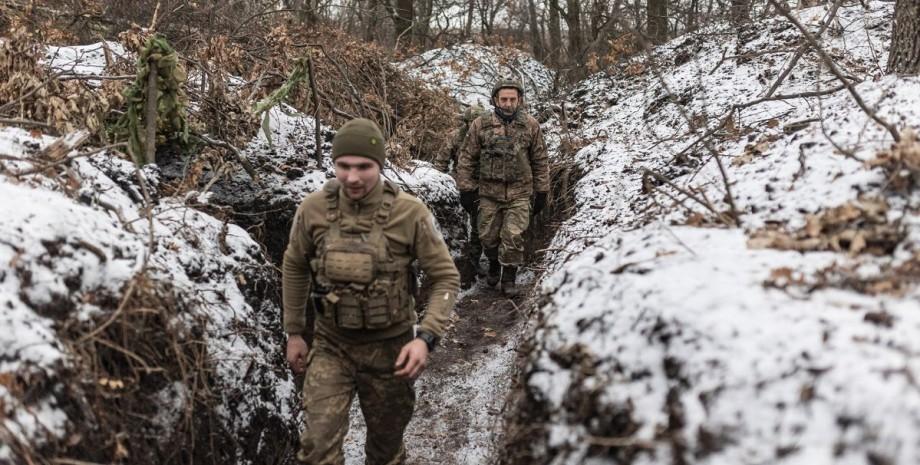 "Not just aviation is used": The National Guard shared insights on how Russians are operating near Chasovyi Yar.