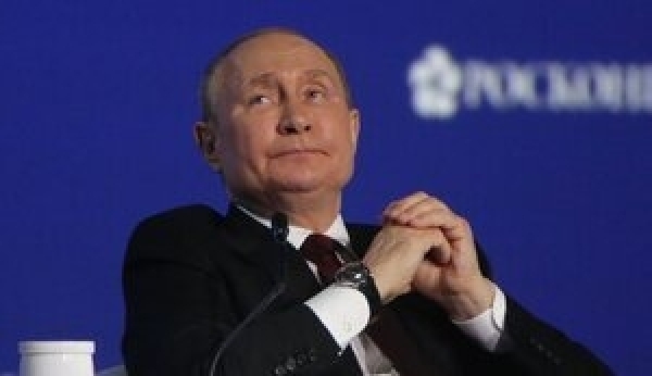 Росстат заявив про рекордне зростання економіки перед виборами Путіна. Допомогло виробництво зброї